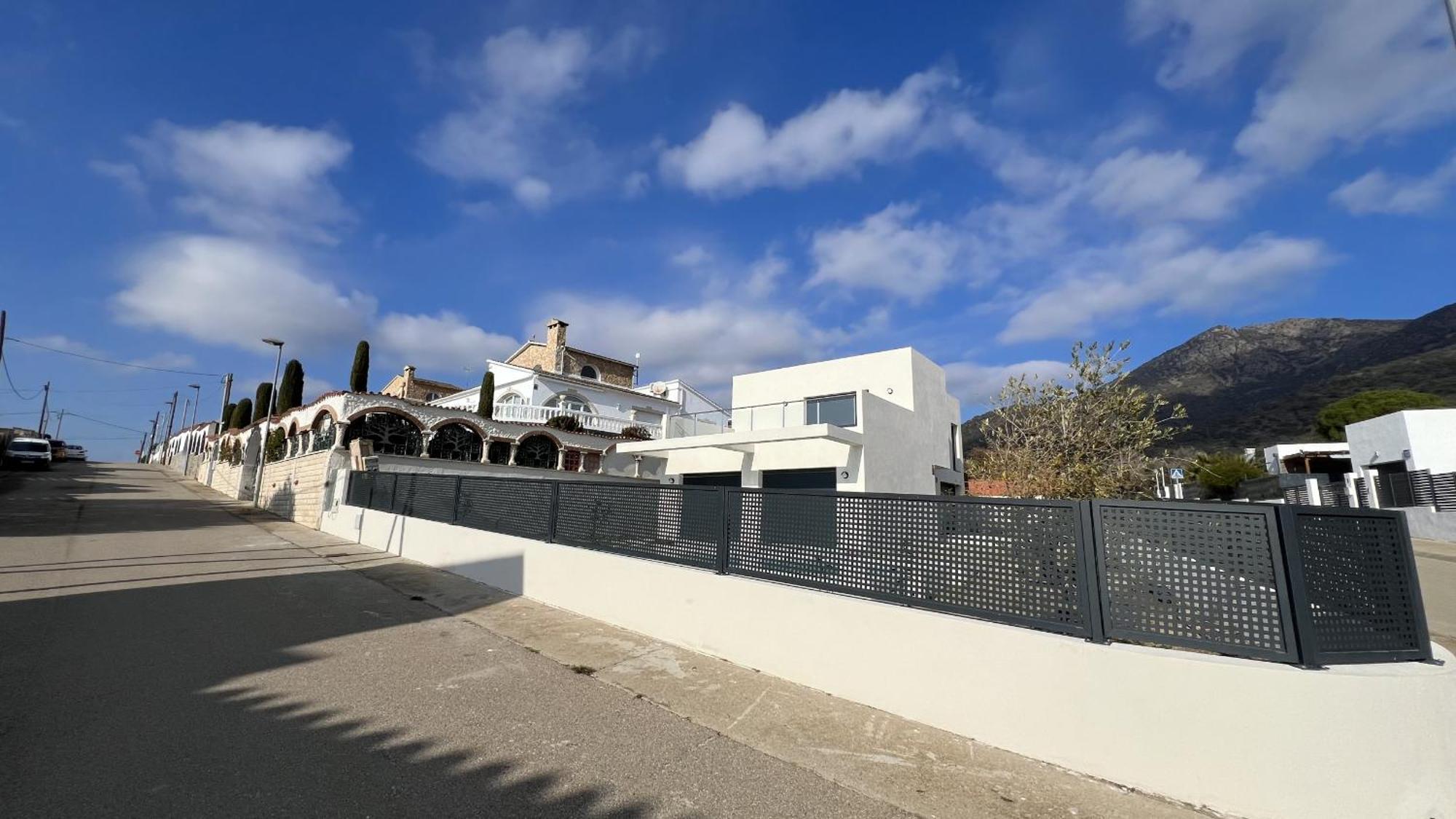 Casa Moderna Roses Con Piscina Y Jardin Mas Bosca, Roses Villa Palau Saverdera Kültér fotó